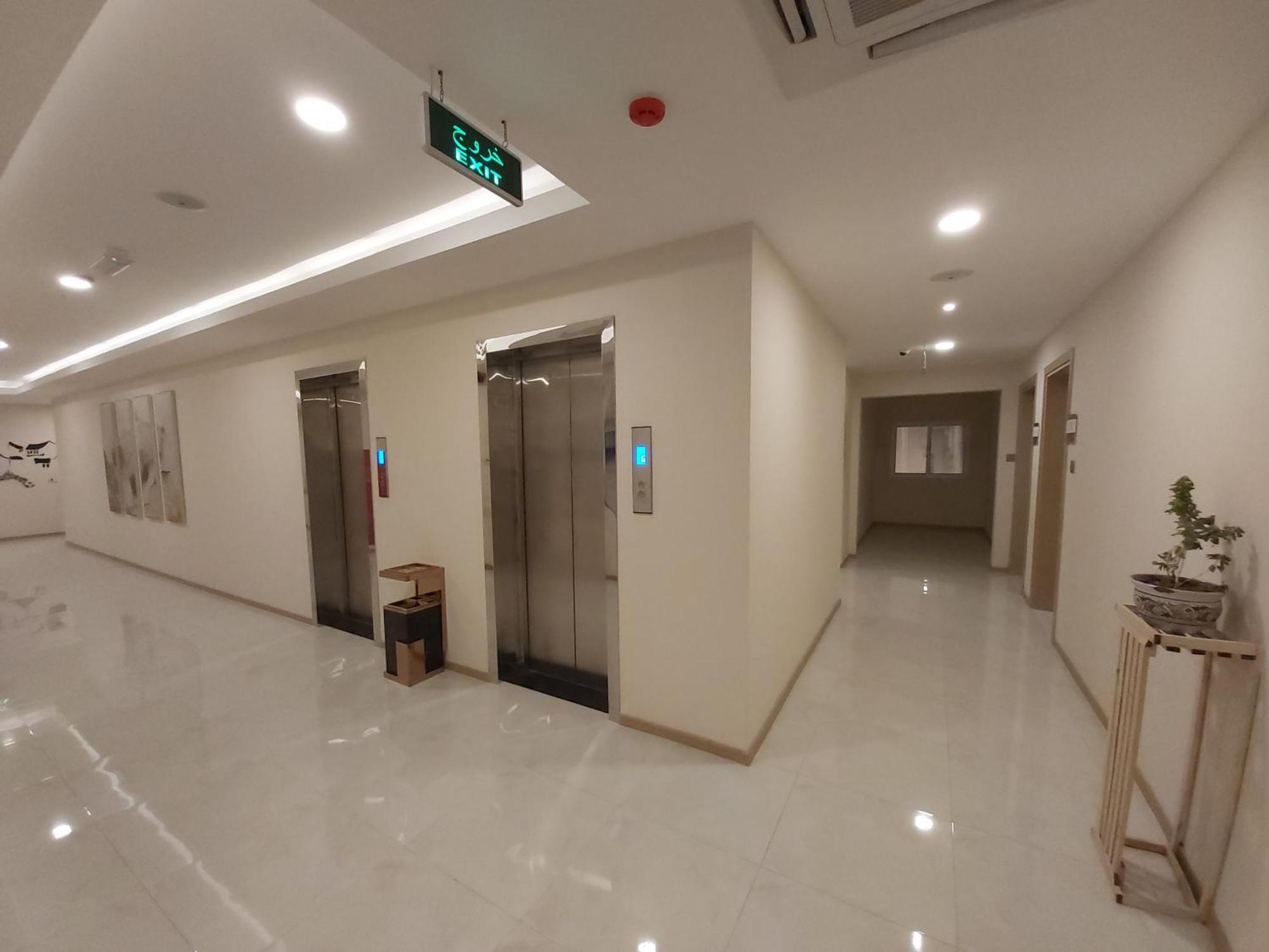 Season Inn Hotel Barka Bagian luar foto
