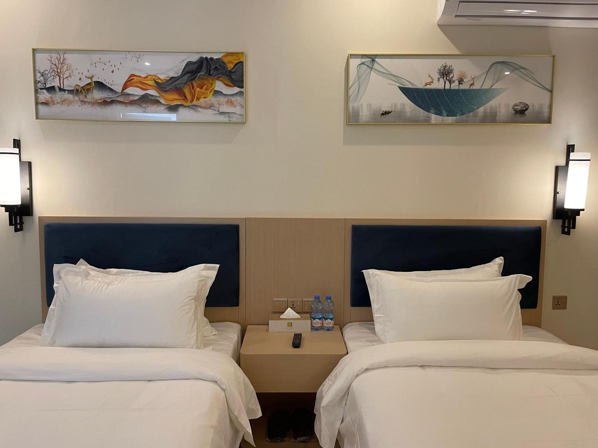 Season Inn Hotel Barka Bagian luar foto