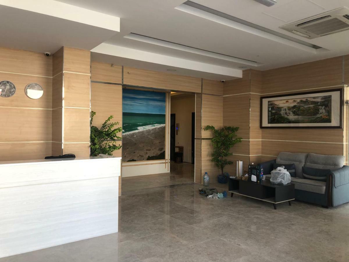 Season Inn Hotel Barka Bagian luar foto