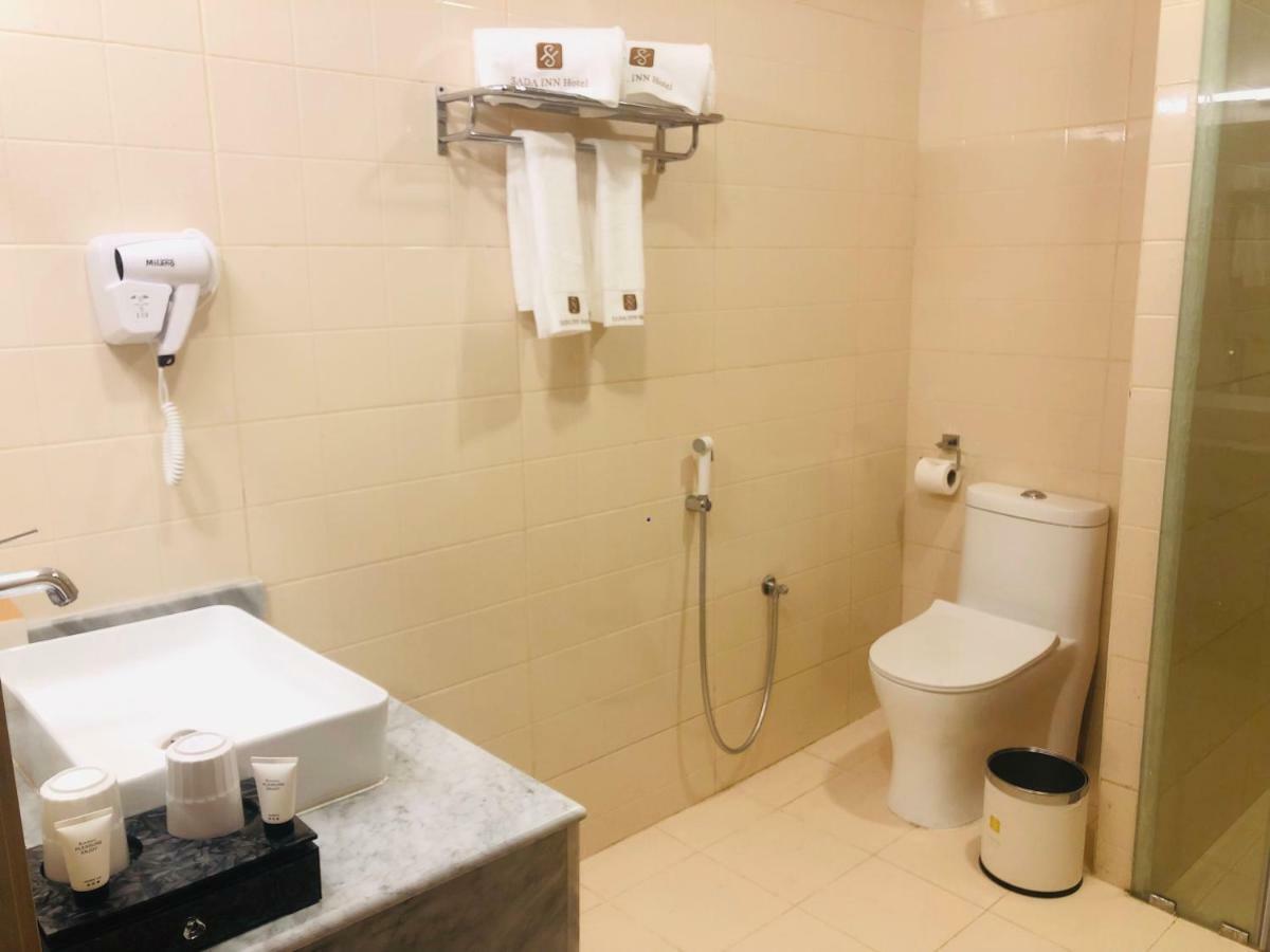 Season Inn Hotel Barka Bagian luar foto