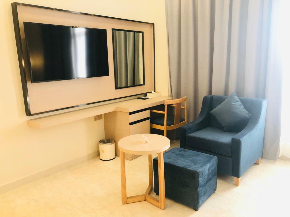Season Inn Hotel Barka Bagian luar foto
